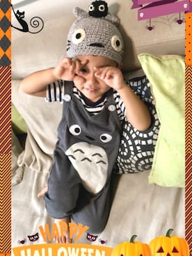 「トトロ」｜「アイテム（サロペット/オーバーオール）」を使った、♡PON♡さん（キッズ・100cm）の秋コーディネート