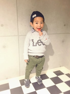 「abcd（ナシ）のアイテム（スウェット）」を使った、KANATAさん（キッズ・90cm）の冬コーディネート