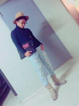 「アイテム（デニムパンツ、シルバー系）」を使った、Tさん（メンズ・165cm）の秋コーディネート