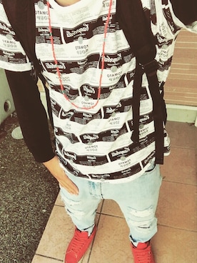 「アイテム（デニムパンツ、シルバー系）」を使った、Tさん（メンズ・165cm）の秋コーディネート