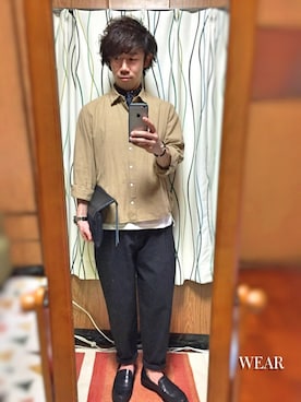 「ワイドテーパードパンツ」｜「アイテム（財布/小物）」を使った、crothさん（メンズ・167cm）の春コーディネート