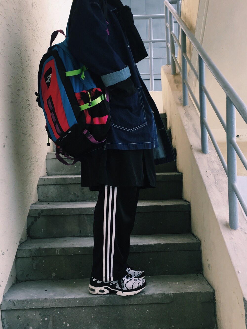 「NIKE、UNIQLO、THE NORTH FACE、adidas、ootd、outfit」｜「THE NORTH FACEのアイテム（バックパック/リュック、ブルー系）」を使った、mushr000000mさん（レディース・168cm）の秋コーディネートの1枚目の写真