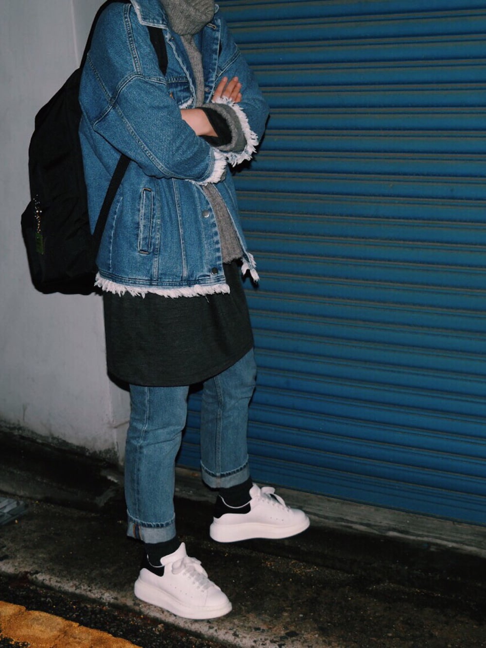 「denim、PLAC Jeans、dailylook、ootd、outfit、Alexander McQueen」｜「plac jeanのアイテム（デニムジャケット、ブルー系）」を使った、mushr000000mさん（レディース・168cm）の秋コーディネートの1枚目の写真