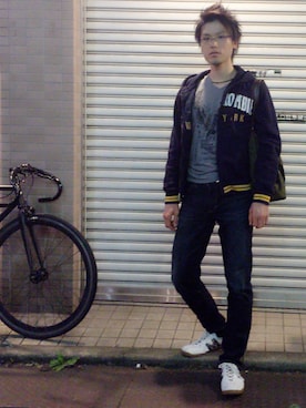 「Abercrombie&Fitch（アバークロンビーアンドフィッチ）のアイテム（マウンテンパーカー）」を使った、ゾゾンバさん（メンズ・179cm）の秋コーディネート