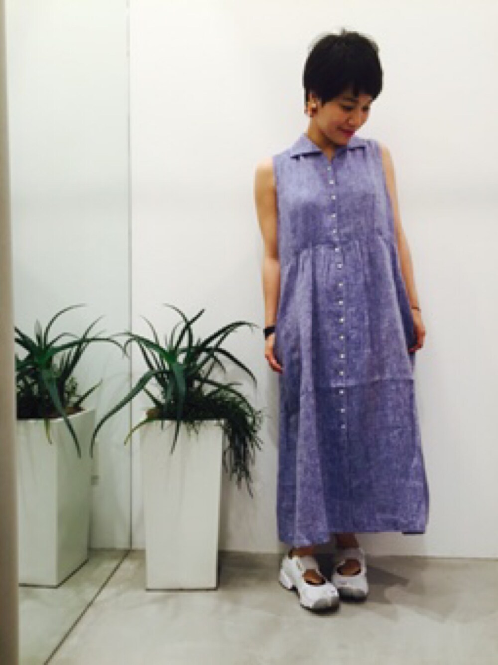 「acrossthevintage、soil、ワンピース」｜「soilのアイテム（ワンピース、ブルー系）」を使った、manamiさん（レディース・156cm）の夏コーディネートの1枚目の写真