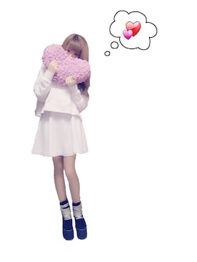 「UNIF」｜「アイテム（スウェット）」を使った、あやこ공주♔♡さん（レディース・154cm）の冬コーディネート