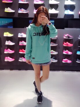 「Nikefc」｜亭云❤️さん（レディース・160cm）の春コーディネート