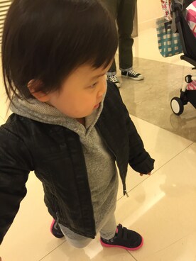 「ZARA（ザラ）のアイテム（ブルゾン）」を使った、youthfullimiさん（キッズ・90cm）の冬コーディネート