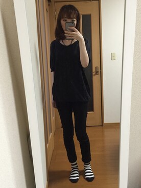 「アンティカのアイテム（Knitwear、ブラック系）」を使った、フミヤさんの夏コーディネート