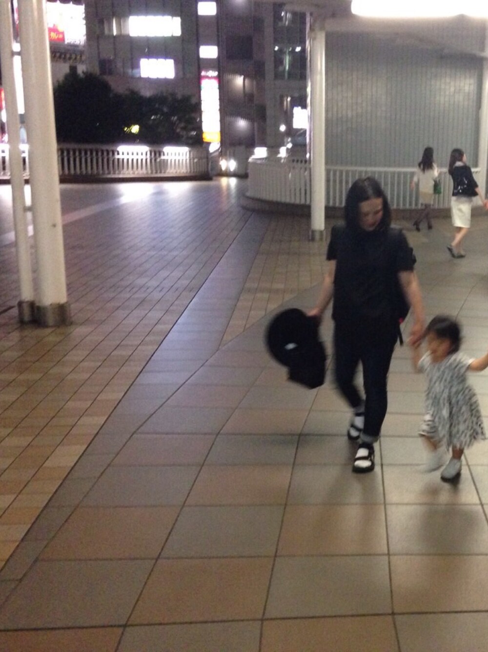 h a k oさんの（H&M）を使ったコーディネートの1枚目の写真