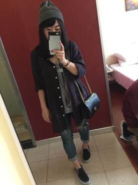「CHANEL（シャネル）のアイテム（ショルダーバッグ、ブラック系）」を使った、shirelysunさん（レディース・155cm）の春コーディネート