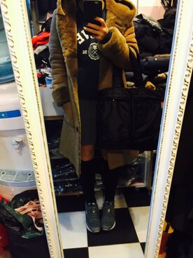 「NIKE（ナイキ）のアイテム（スニーカー、シルバー系）」を使った、shirelysunさん（レディース・155cm）の秋コーディネート