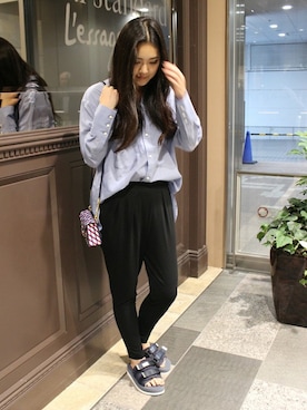 「suicoke（スイコック）のアイテム」を使った、journal standard L'essage 銀座店 KANAEさん（レディース・160cm）の夏コーディネート