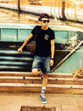 「VANS（バンズ）のアイテム（スニーカー、ブラック系）」を使った、Kelenさん（メンズ・172cm）の春コーディネート