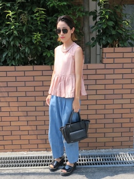 「mamafashion」｜「アイテム（サンダル）」を使った、Hitominさん（レディース・166cm）の秋コーディネート