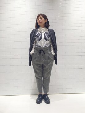 「ART COMES FIRST（アートカムズファースト）のアイテム」を使った、Satoko Takeshitaさん（レディース・155cm）の秋コーディネート