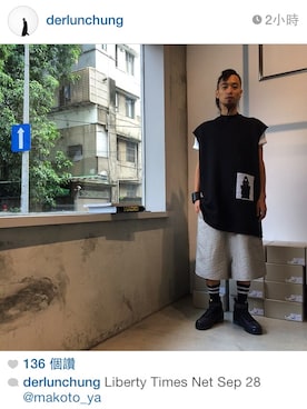 「DRKSHDW by RICK OWENS（ダークシャドウ バイ リックオウエンス）のアイテム（タンクトップ）」を使った、Makotoさん（メンズ・173cm）の秋コーディネート