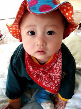 「アイテム（ママ＆ベビー、グリーン系）」を使った、ミンゴスさん（キッズ・70cm）の春コーディネート