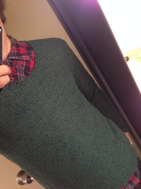 「⁇のアイテム（シャツ/ブラウス、レッド系）」を使った、よこちゃんさん（メンズ・172cm）の冬コーディネート