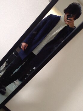 「UNIQLO（ユニクロ）のUNIQLOのスキニー（デニムパンツ、ブラック系）」を使った、よこちゃんさん（メンズ・172cm）の冬コーディネート