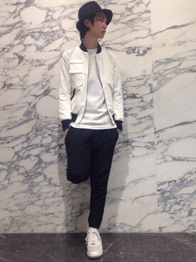 「lot holon（ロットホロン）のアイテム（Tシャツ/カットソー）」を使った、SY さん（メンズ・187cm）の冬コーディネート