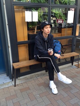 「lot holon（ロットホロン）のアイテム（Tシャツ/カットソー）」を使った、SY さん（メンズ・187cm）の春コーディネート