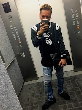 「SAINT LAURENT PARIS（サンローランパリ）のアイテム（スタジャン）」を使った、TAKAさん（メンズ・170cm）の秋コーディネート
