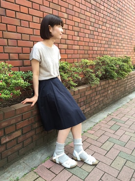 「ネイビー×ホワイト」｜「アイテム（サンダル）」を使った、JELLYBEANSさん（レディース・155cm）の春コーディネート