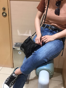 「テーパードデニム」｜aさん（レディース・160cm）の春コーディネート