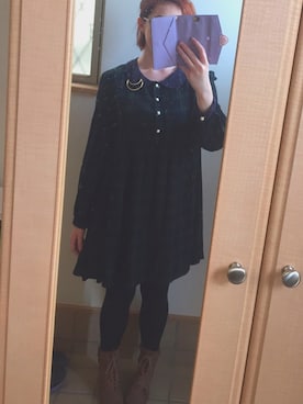 「Dosch（ドスチ）のアイテム（ワンピース/ドレス）」を使った、Carissa Freemanさん（レディース・157cm）の春コーディネート