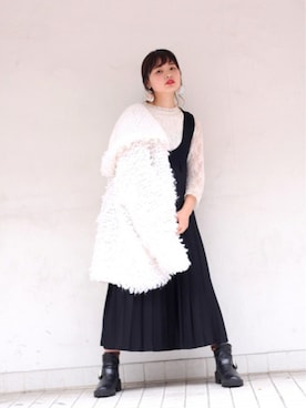 「IKUMI（イクミ）のアイテム（その他アウター）」を使った、中井 美里さん（レディース・160cm）の冬コーディネート