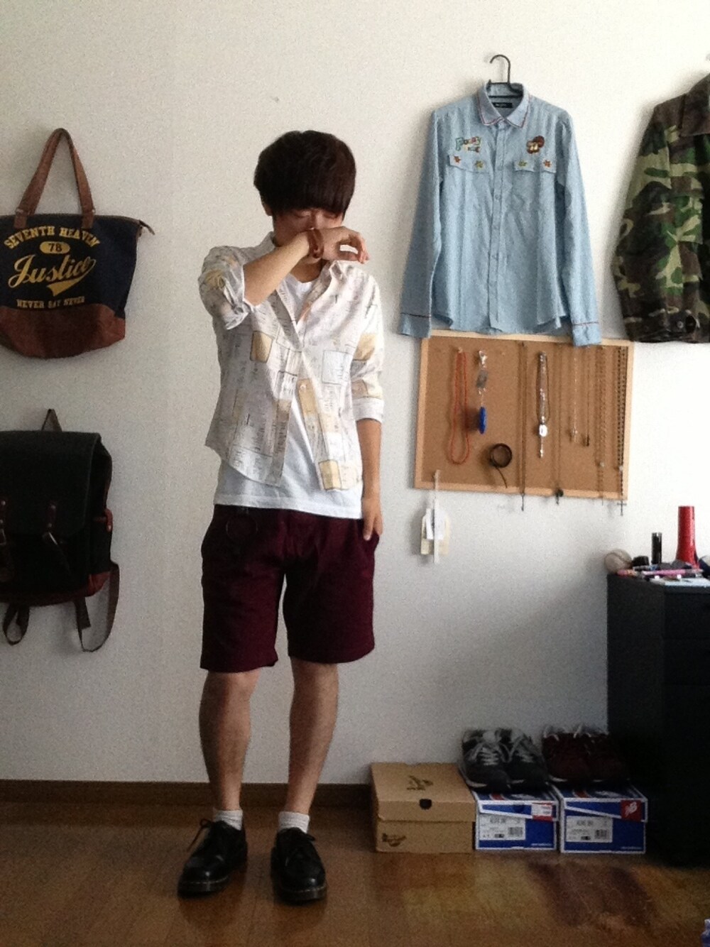 「WEGO、Dr.Martens、Paul Smith、低身長、膝上ショーツ、部屋撮り、草食系男子」｜「Healthknitのツイードリュック（バックパック/リュック、グレー系）」を使った、おっくんさん（メンズ・164cm）の夏コーディネートの1枚目の写真