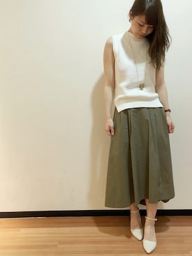 「アイテム（ゴールド系）」を使った、UNRELISH広島パルコ店さん（レディース・157cm）の春コーディネート