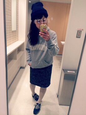 「花柄 スカート」｜「アイテム（スニーカー）」を使った、erina*さん（レディース・156cm）の春コーディネート