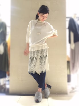 「OSMOSIS（オズモーシス）のアイテム（シューズ）」を使った、OSMOSISルミネ立川さん（レディース・161cm）の秋コーディネート