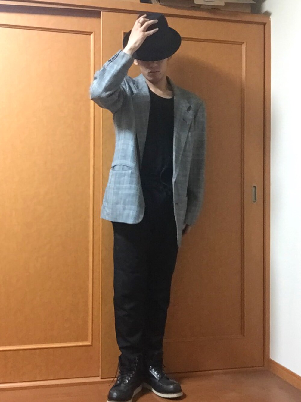 「epochのアイテム（ハット、ブラック系）」を使った、MUNEさん（メンズ・168cm）の春コーディネートの1枚目の写真