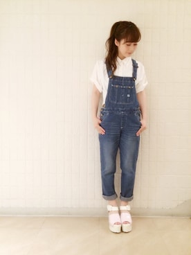 「merry jenny（メリージェニー）のアイテム（オールインワン・サロペット）」を使った、矢部 翼さん（レディース・153cm）の春コーディネート
