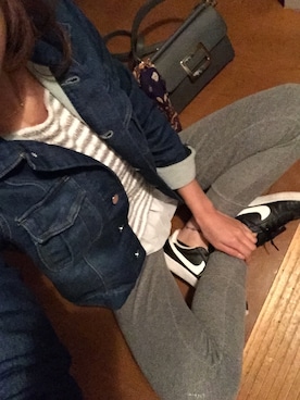 「オールグレー」｜「アイテム（デニムジャケット）」を使った、hoppe🍓さん（レディース・158cm）の冬コーディネート
