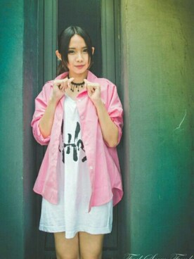 「アイテム（ピーコート、ピンク系）」を使った、李伊貞さん（レディース・160cm）の夏コーディネート