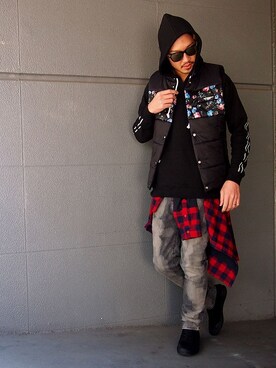 「ブリーチデニム」｜「アイテム（ダウンベスト）」を使った、HIROKIさん（メンズ・176cm）の冬コーディネート