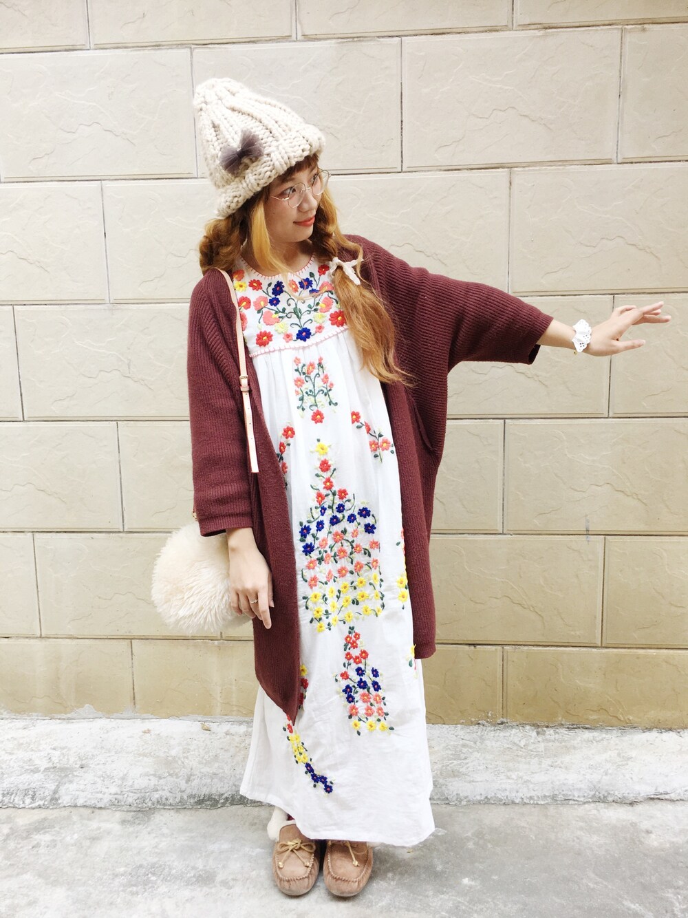 「冬」｜「mani handmadeのアイテム（カバーオール、ホワイト系）」を使った、manimaniさん（レディース・158cm）の冬コーディネートの1枚目の写真
