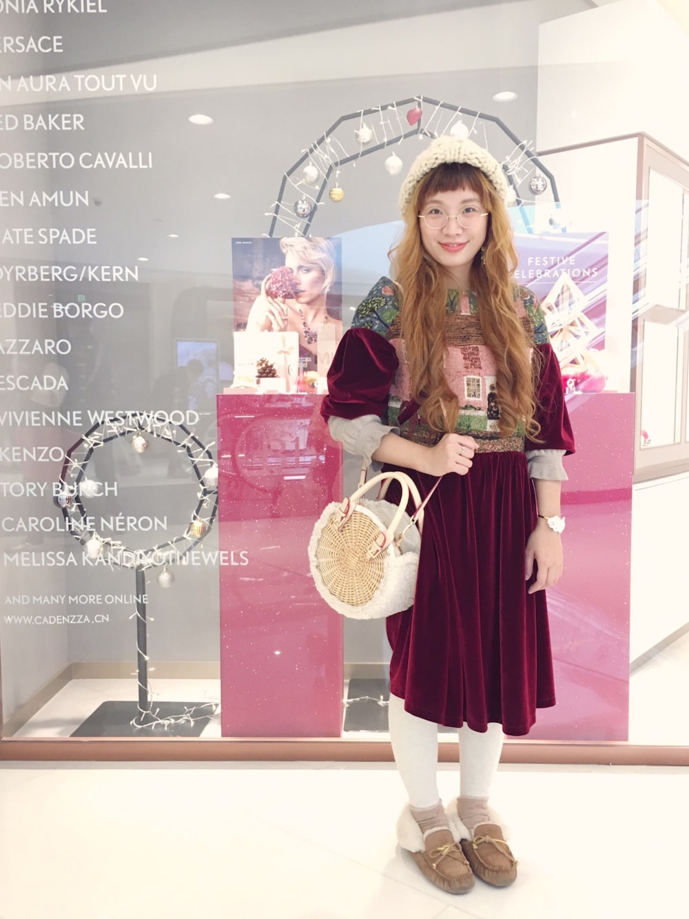「manihandmadeのアイテム（ショルダーバッグ、ベージュ系）」を使った、manimaniさん（レディース・158cm）の冬コーディネートの1枚目の写真