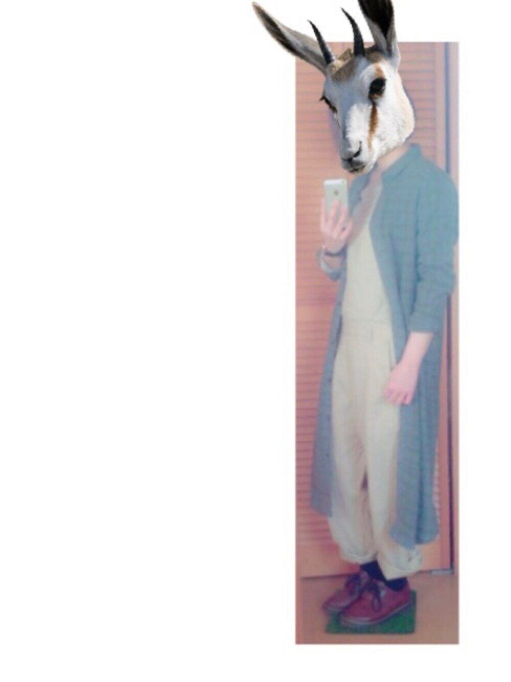 「春、休日スタイル、カジュアル、spring、salopette、サロペット、ロングシャツ、チェックシャツ」｜「B.L.U.Eのアイテム（サロペット/オーバーオール、ベージュ系）」を使った、m a n a ❥❥さん（レディース・153cm）の春コーディネートの1枚目の写真