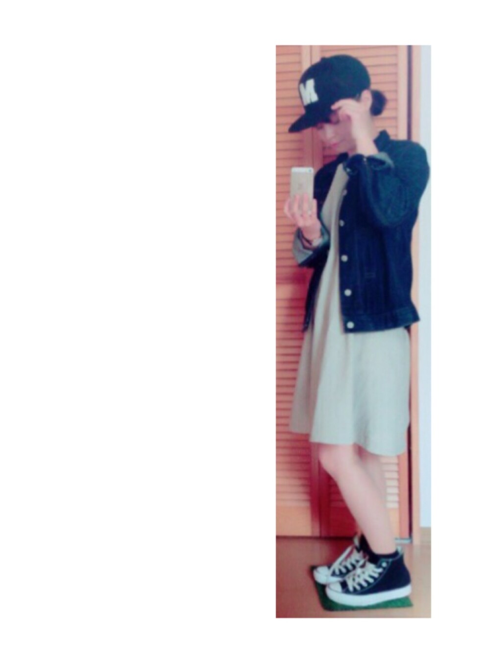 「カジュアル、ラフ、ootd、ブラック、コンバース、キャップ女子、キャップ、キャップコーデ、スポーティーMIX」｜「CONVERSEのアイテム（スニーカー、ブラック系）」を使った、m a n a ❥❥さん（レディース・153cm）の春コーディネートの1枚目の写真