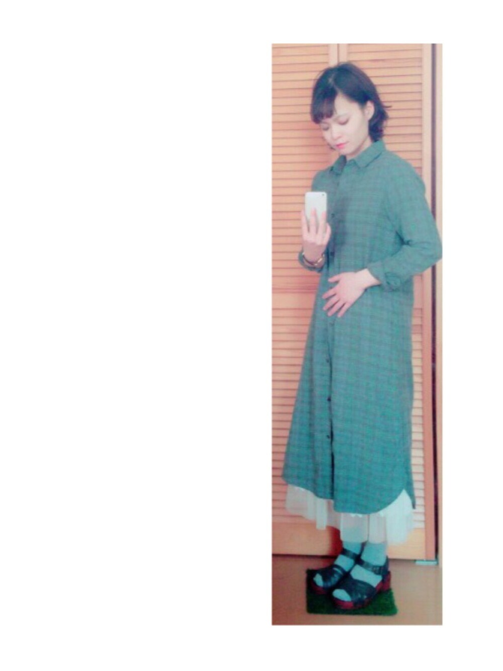 「カジュアル、ラフ、はるコーデ、ootd、ロングシャツワンピ、サンダル×靴下、サンダルに靴下」｜「SM2のアイテム（サンダル、ブラウン系）」を使った、m a n a ❥❥さん（レディース・153cm）の春コーディネートの1枚目の写真
