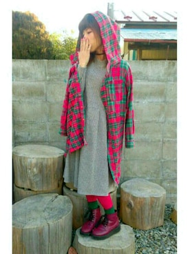 「アイテム（シャツワンピース、レッド系）」を使った、怜*美。さん（レディース・154cm）の冬コーディネート