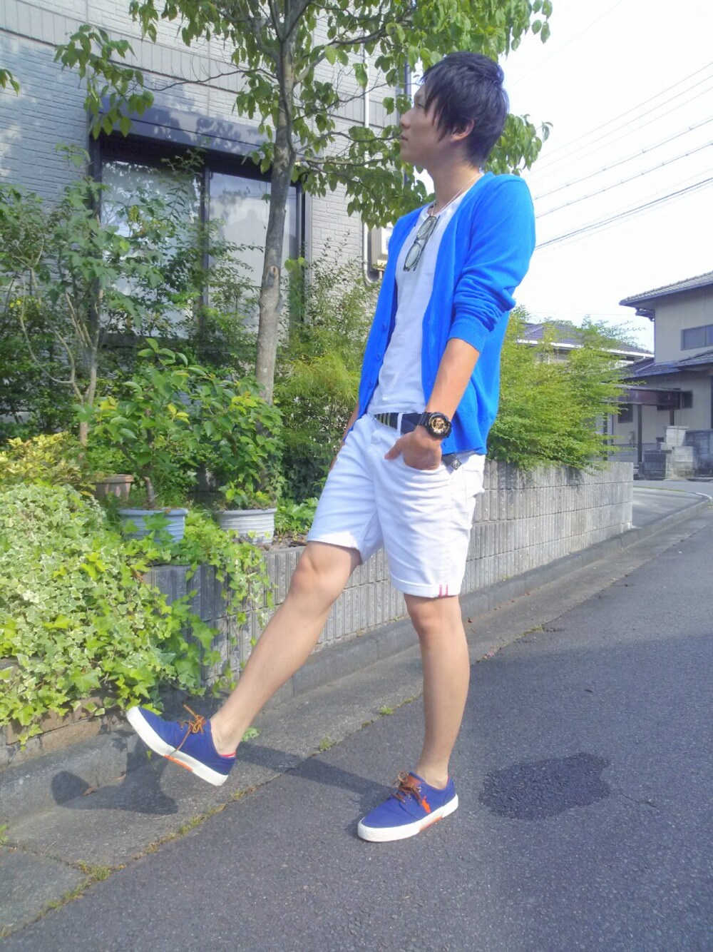「Ralph Lauren、versace、バミューダパンツ、ジャパンブルー、ZARA MAN」｜「G-SHOCKの【G-SHOCK】Black×Gold Series（アナログ腕時計、ブラック系）」を使った、RYOさん（メンズ・178cm）の夏コーディネートの1枚目の写真