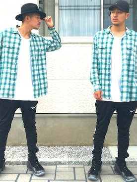 「NIKE SPORTSWEAR（ナイキスポーツウェアー）のアイテム（その他パンツ、ブラック系）」を使った、りゅういち先生さん（メンズ・178cm）の秋コーディネート