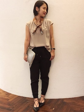 「アイテム（マフラー）」を使った、nano・universe 渋谷神南 Womensさん（レディース・160cm）の夏コーディネート