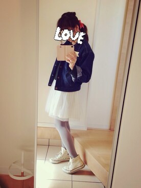 「CONVERSE（コンバース）のアイテム（スニーカー、ホワイト系）」を使った、caaa☺︎さん（レディース・155cm）の冬コーディネート